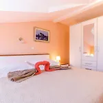 Lovely In With Wifi بيت للعطل Bacina